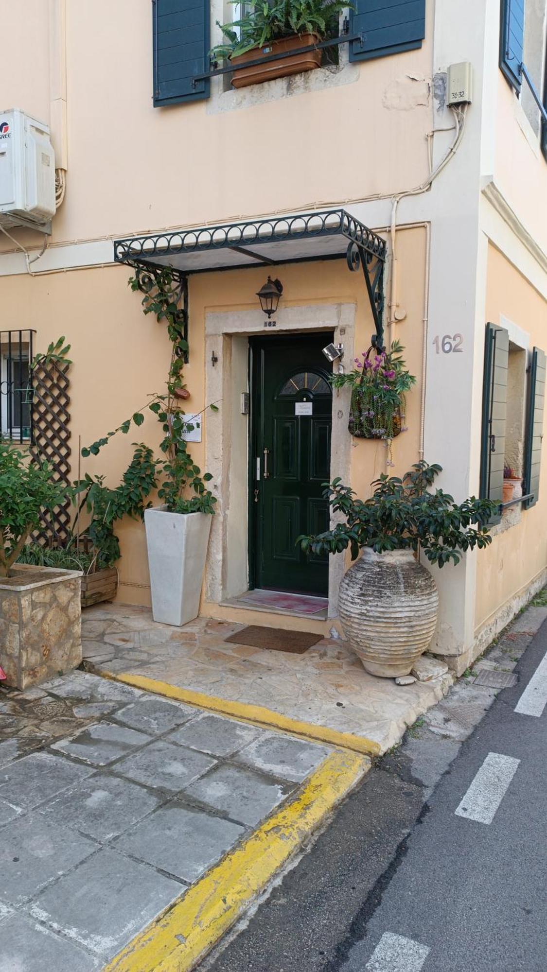 Villa Maxim In Corfu Town Anemomylos Экстерьер фото